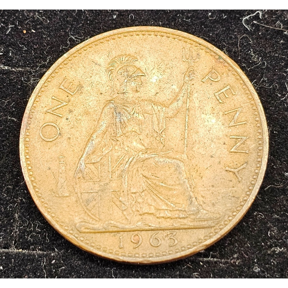 1963 UK 1 Penny Queen Elizabeth II Seated Britannia/Bronze Round Coin